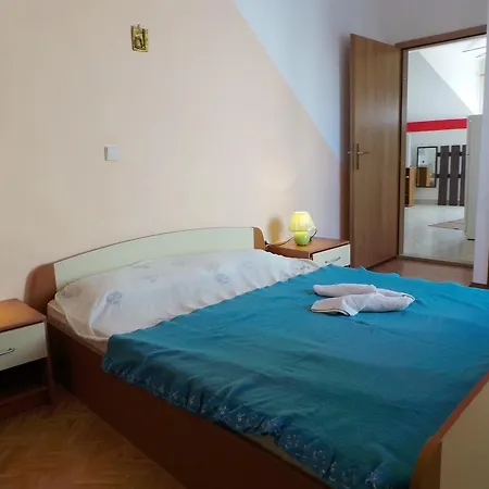 Apartment 22 *